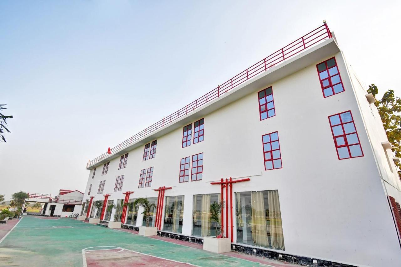 Oyo Townhouse 779 Gods County Hotel Tarapith Buitenkant foto