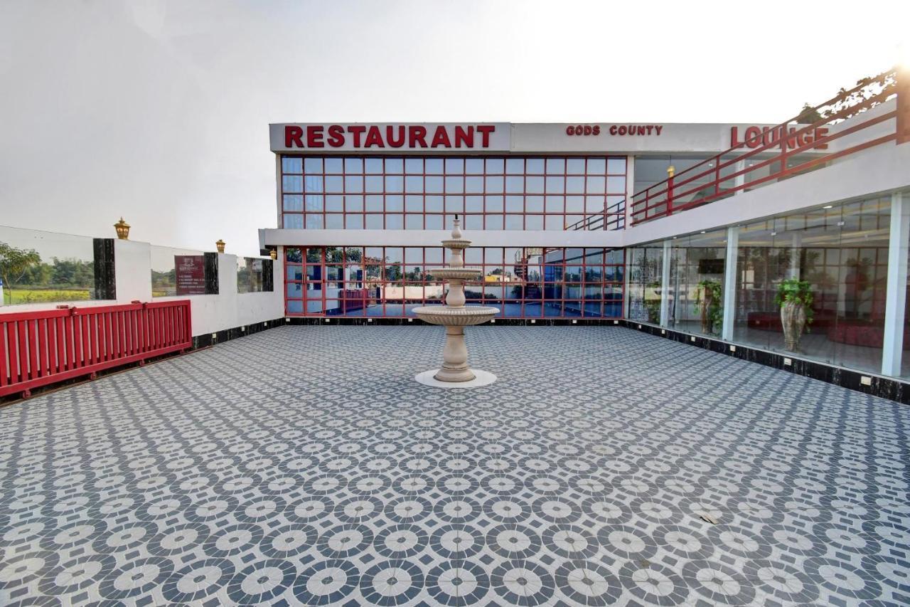 Oyo Townhouse 779 Gods County Hotel Tarapith Buitenkant foto